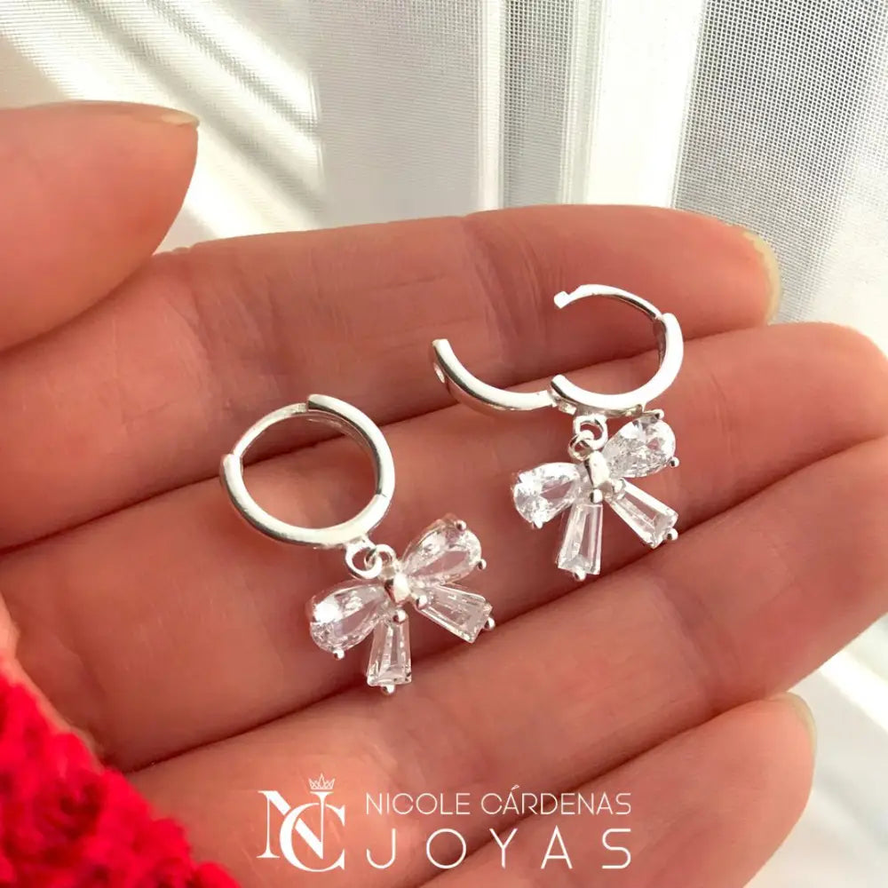 ARGOLLAS HUGGIES LAZO COQUETTE CON CIRCÓN