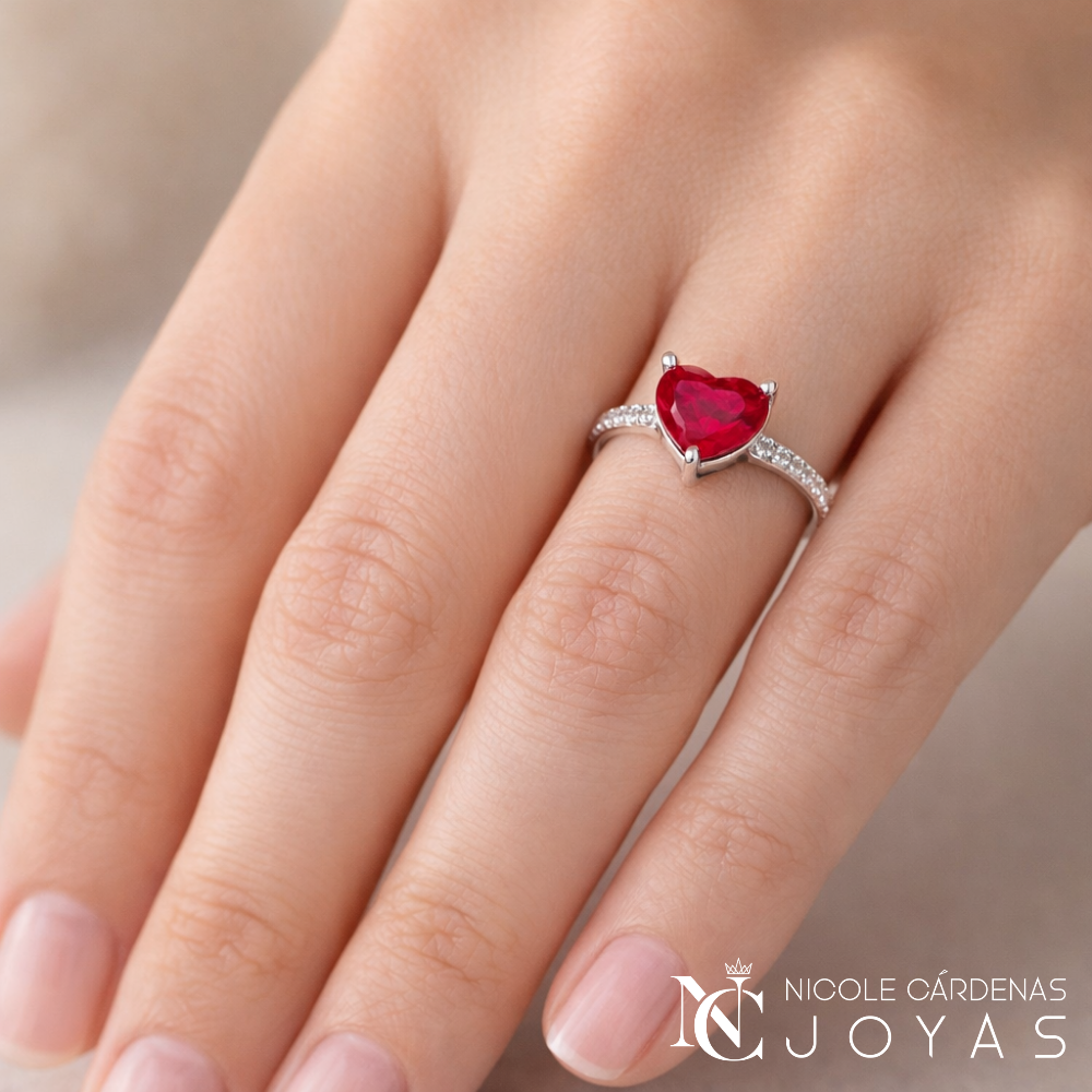 ANILLO CORAZÓN RUBÍ DE 8 mm