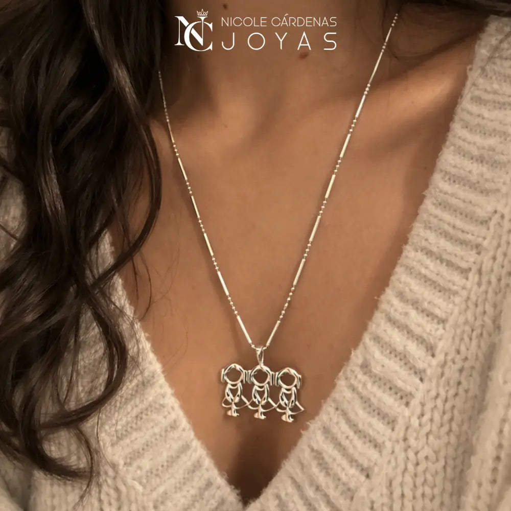 COLLAR TRES NIÑAS