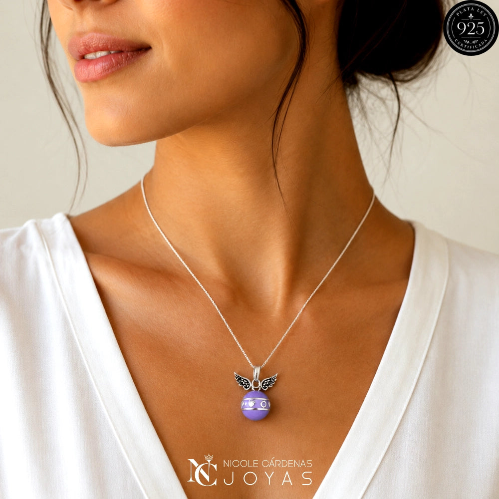 LLAMADOR DE ÁNGELES VIOLETA CON ALAS 15 MM