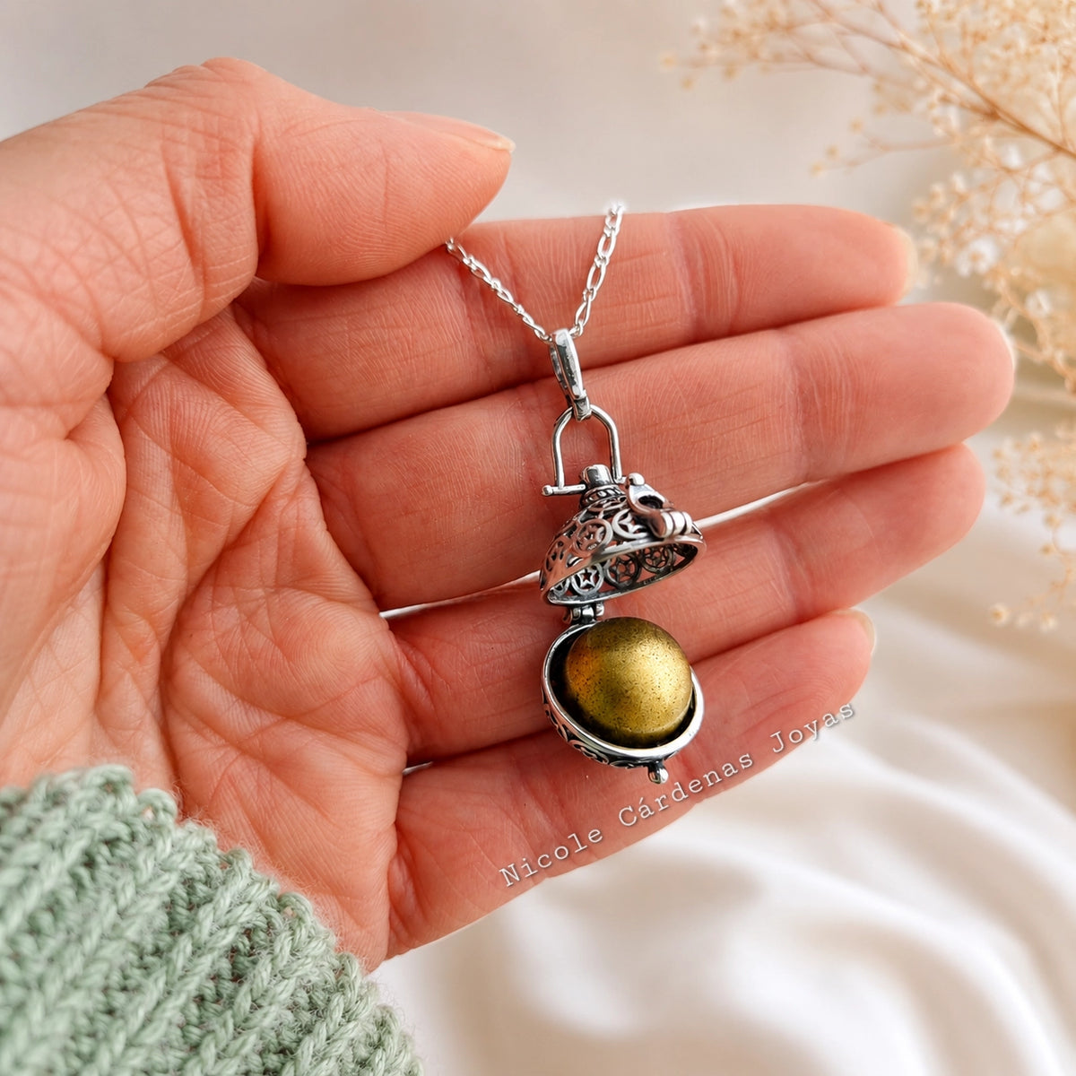 LLAMADOR DE ÁNGELES ARMONÍA 👼 DISEÑO CALADO ESTRELLAS 15 MM