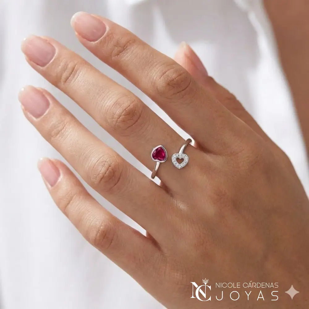ANILLO AJUSTABLE CORAZÓN RUBÍ Y CIRCONES