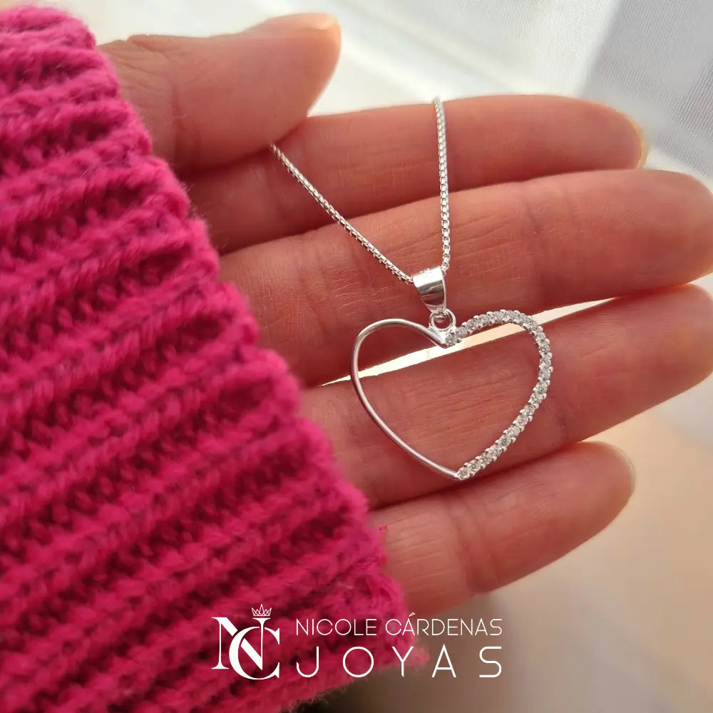 COLLAR CALADO CON MICRO CIRCONES