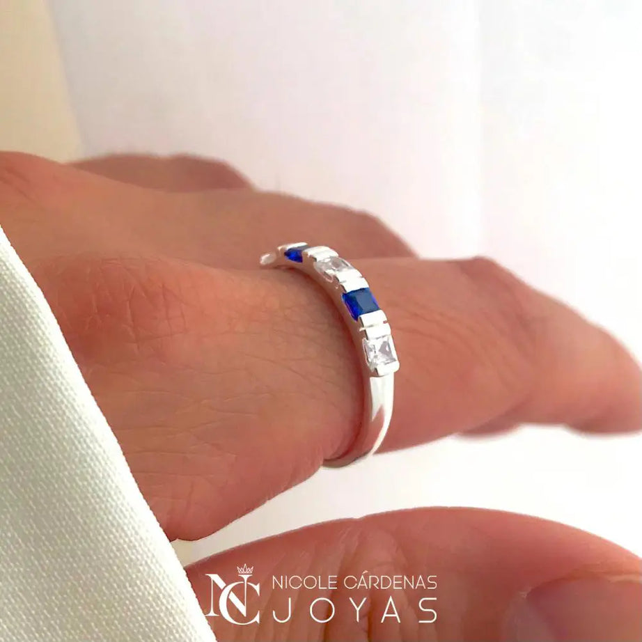 ANILLO CINTILLO CON CIRCONES ZAFIRO