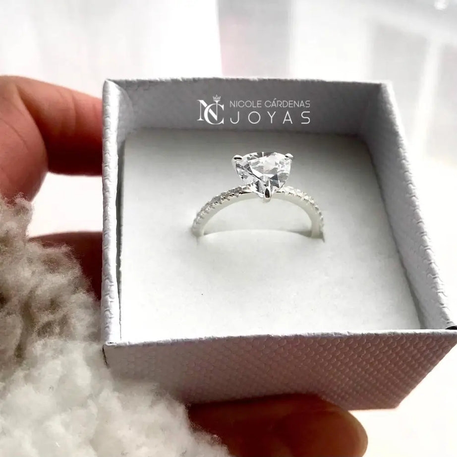 ANILLO CORTE DIAMANTE CIRCÓN SOLITARIO