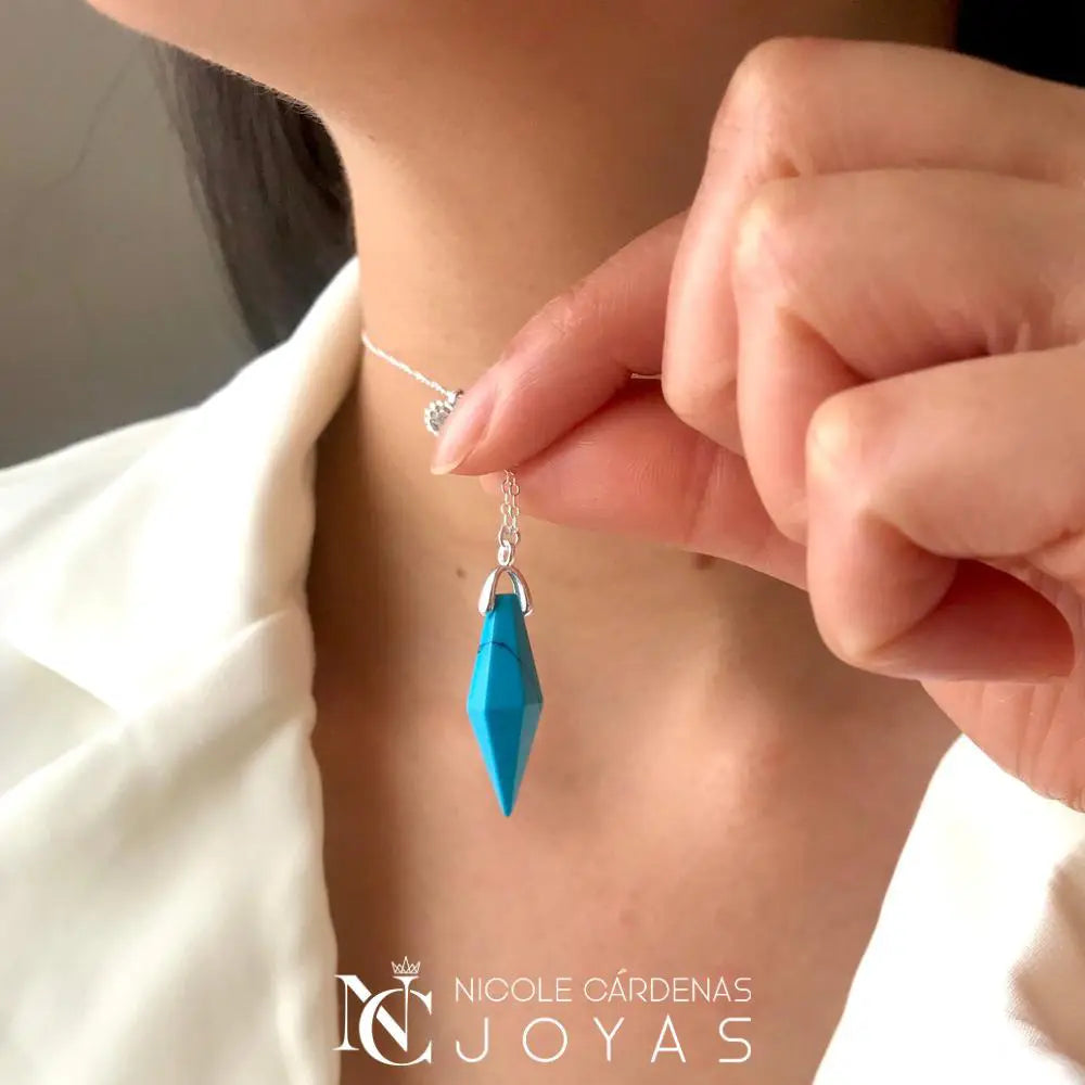 COLLAR CUARZO TURQUEZA CON ESTRELLA Y CIRCÓN