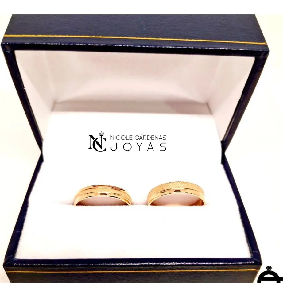 ARGOLLAS SATINADAS - PLANAS ORO 18K  5 Gramos/ 4 mm Ancho