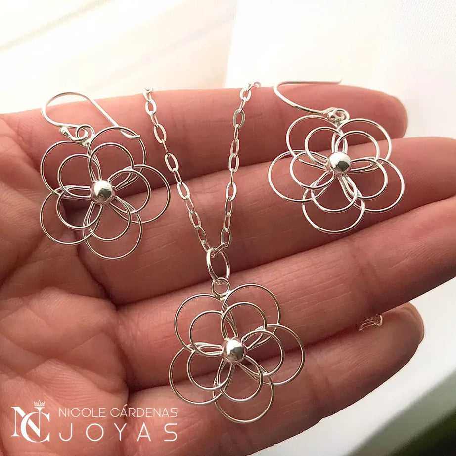 CONJUNTO DE FLOR