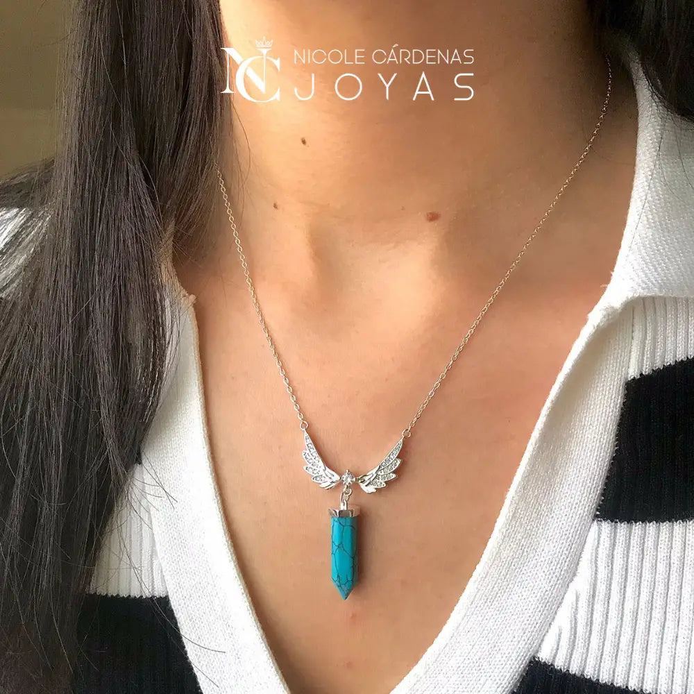 COLLAR CUARZO TURQUEZA CON ALAS Y CIRCONES