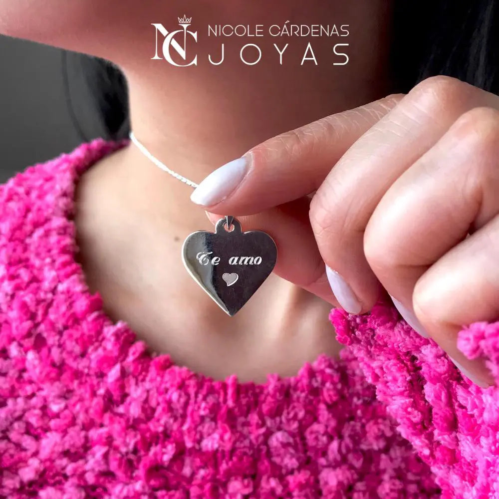COLLAR PLACA CORAZÓN TE AMO