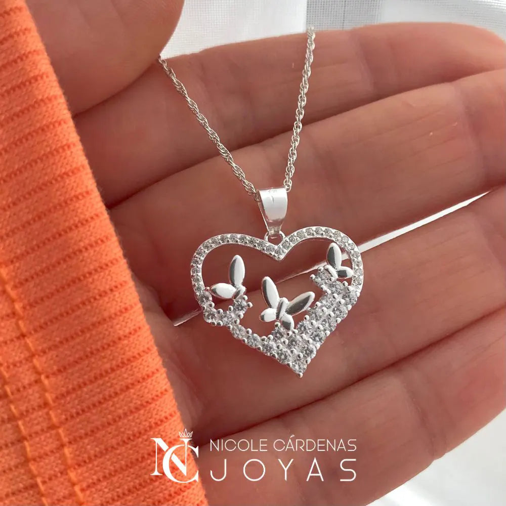 COLLAR CORAZÓN Y  MARIPOSAS CON MICROCIRCONES 🦋