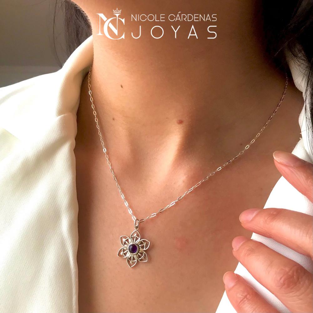 COLLAR FLOR MANDALA CON AMATISTA