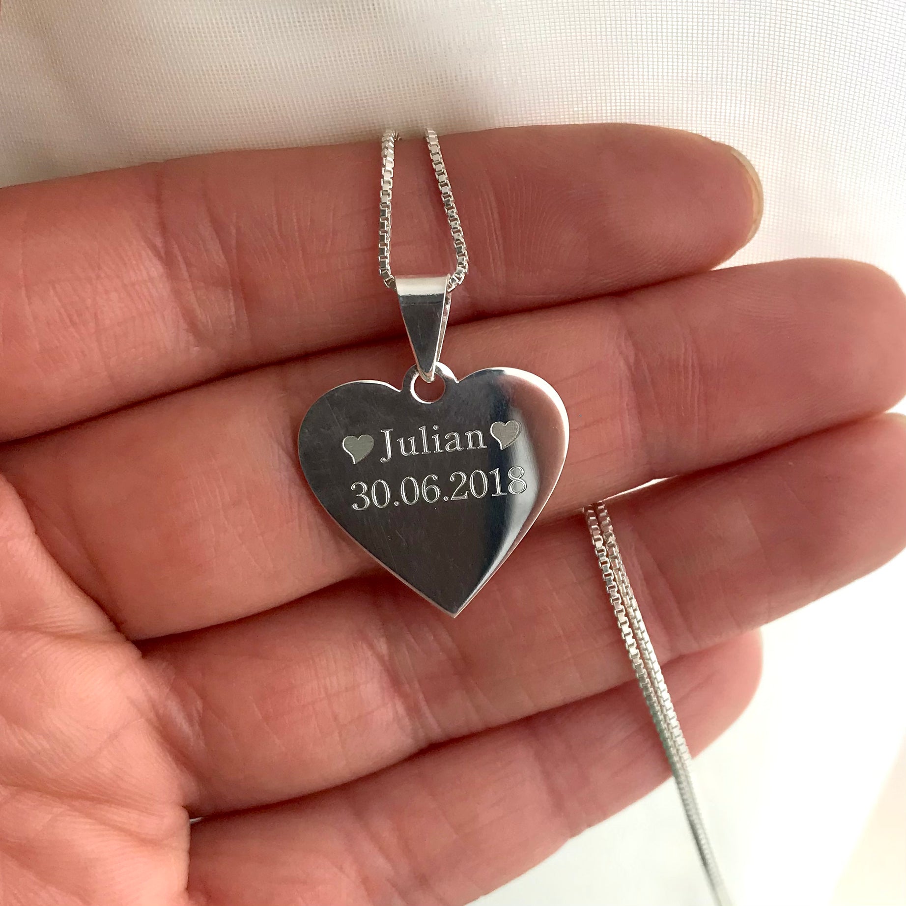 Grabado placa corazón pequeña