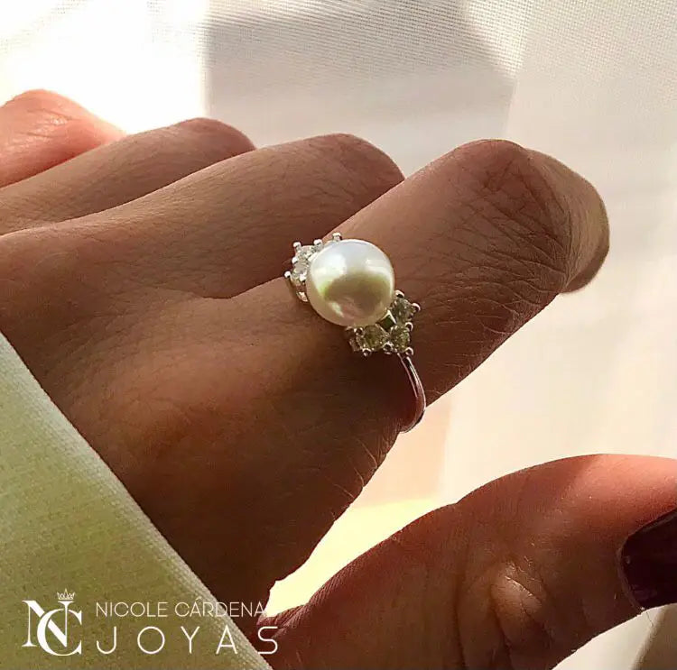 ANILLO PERLA Y CIRCONES