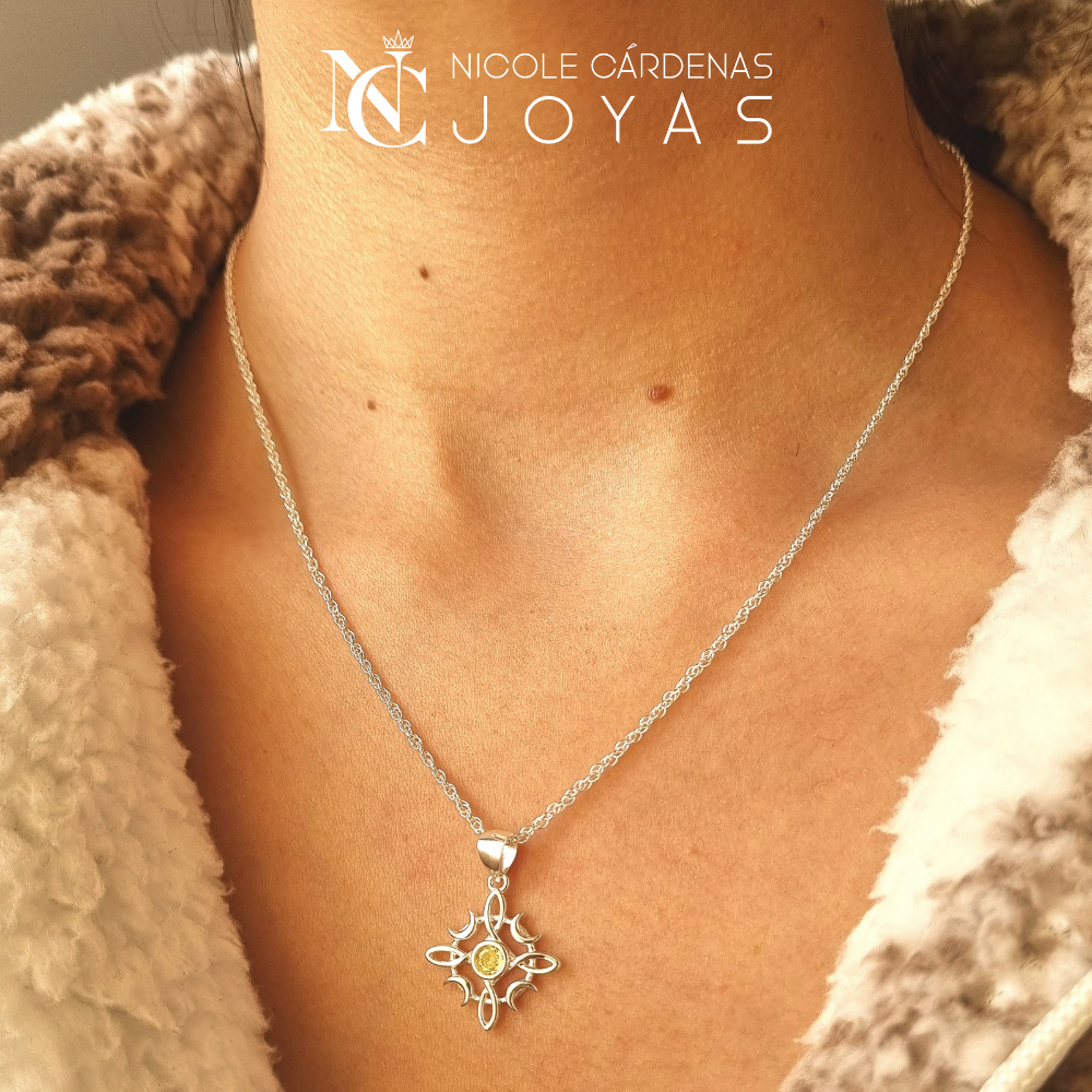 COLLAR NUDO DE BRUJAS CON CIRCÓN AMARILLO