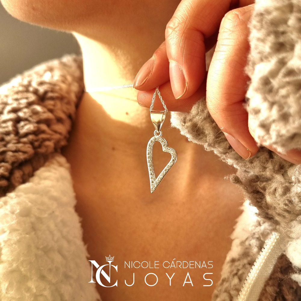 COLLAR CORAZÓN CON CIRCONES