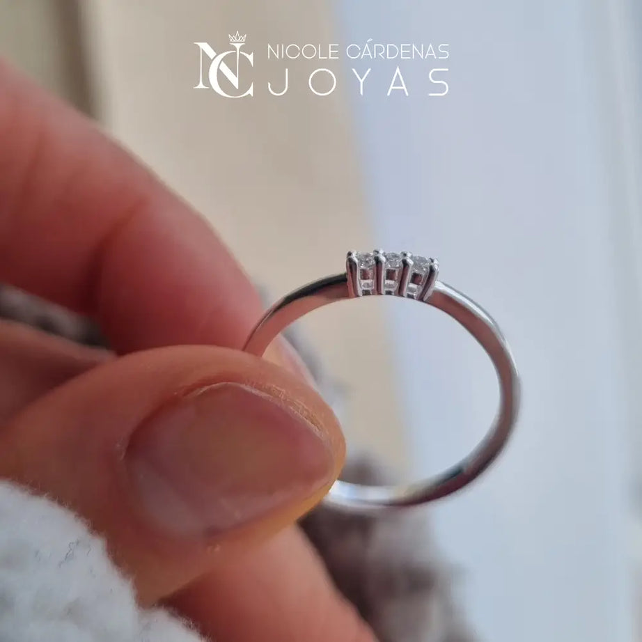 ANILLO TRIPLE CIRCÓN