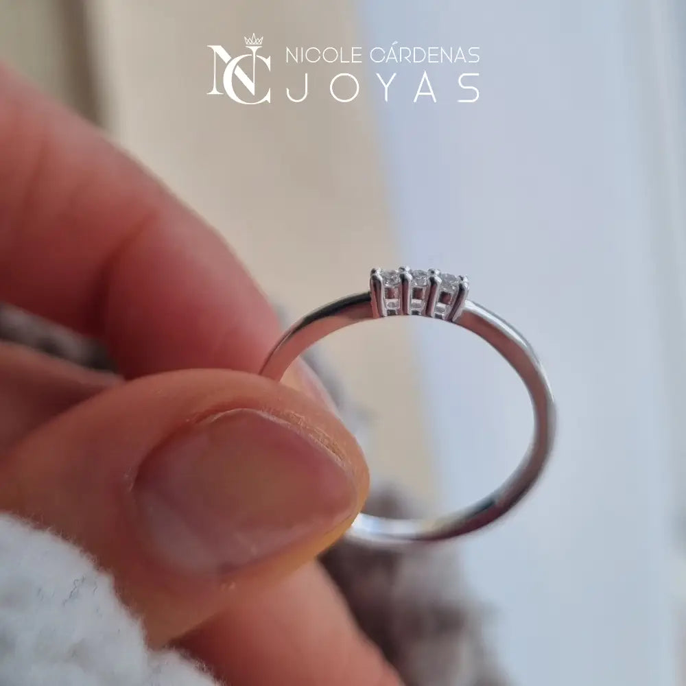 ANILLO TRIPLE CIRCÓN