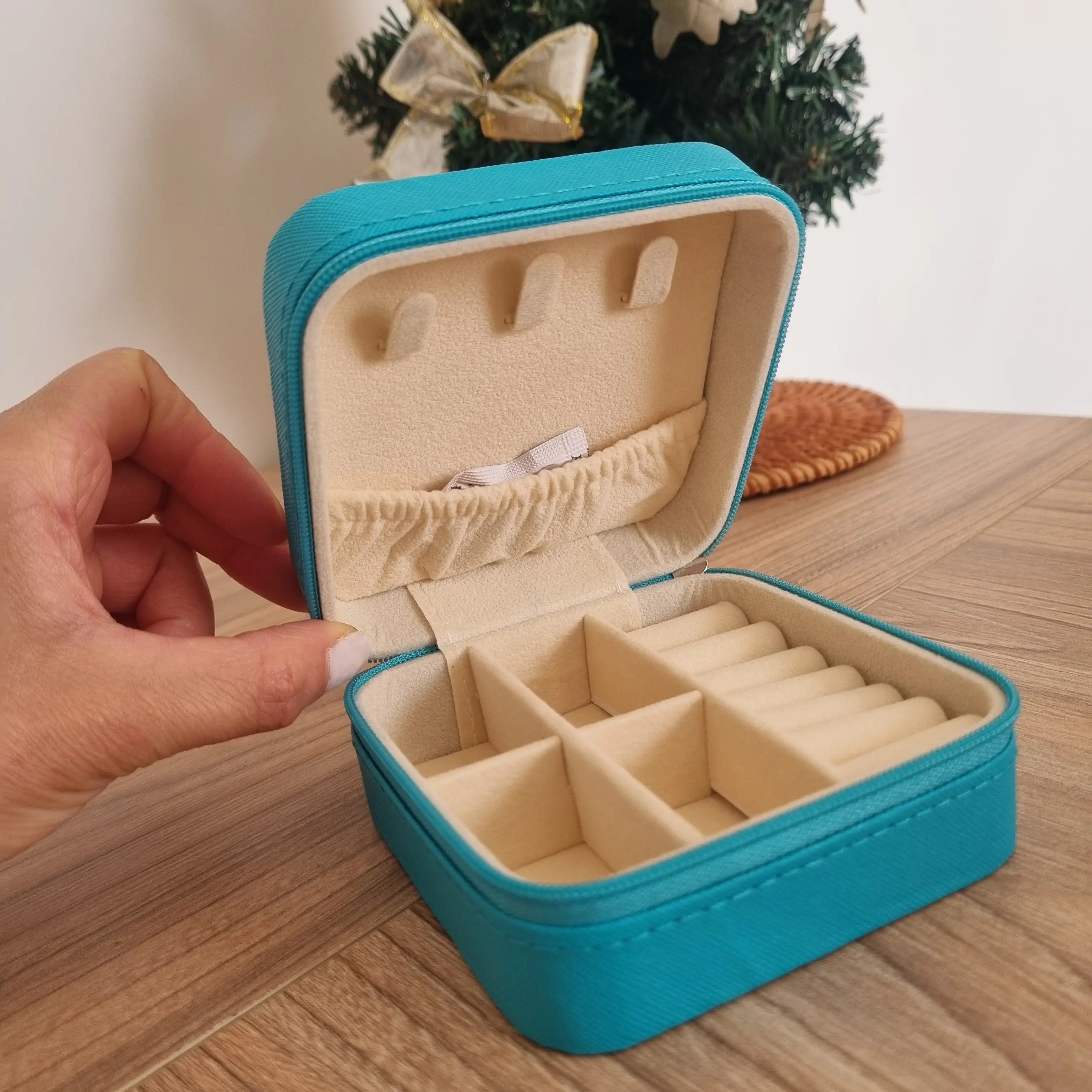 JOYEROS PEQUEÑOS