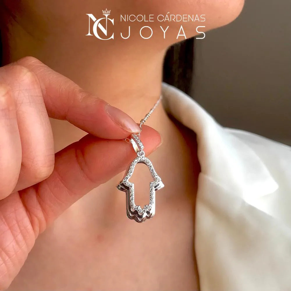 COLLAR MANO DE FÁTIMA TRIPLE CON CIRCONES