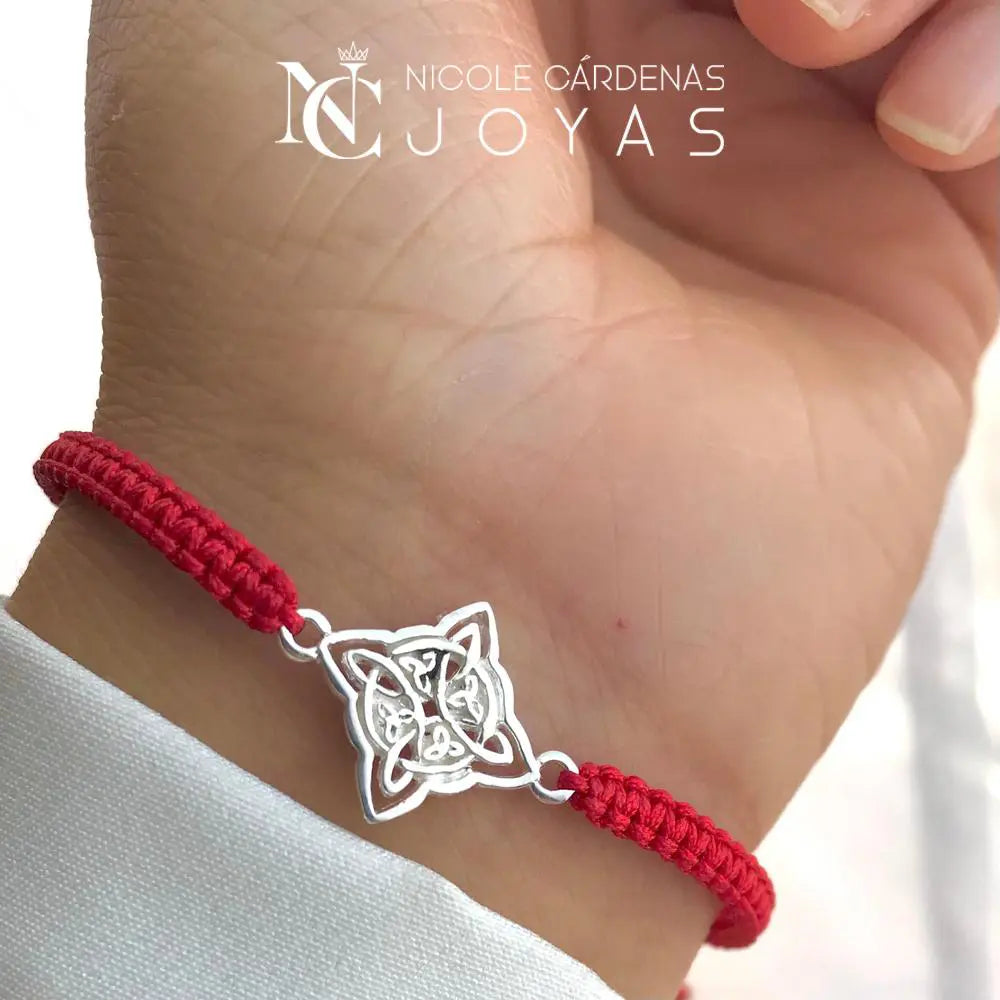 PULSERA HILO ROJO NUDO DE BRUJAS