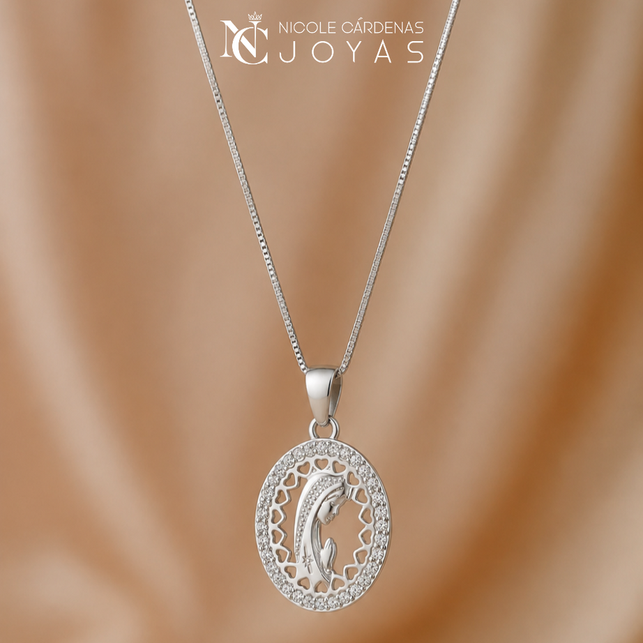 COLLAR VIRGEN NIÑA MEDALLA CON CIRCONES