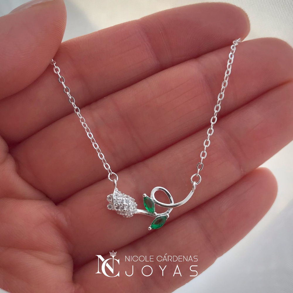 CONJUNTO FLOR TULIPAN CON CIRCONES ESMERALDA