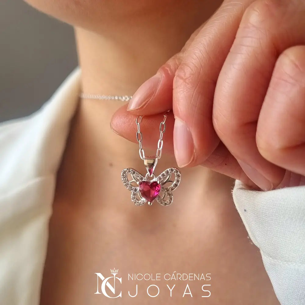 COLLAR MARIPOSA CIRCÓN CORAZÓN RUBÍ