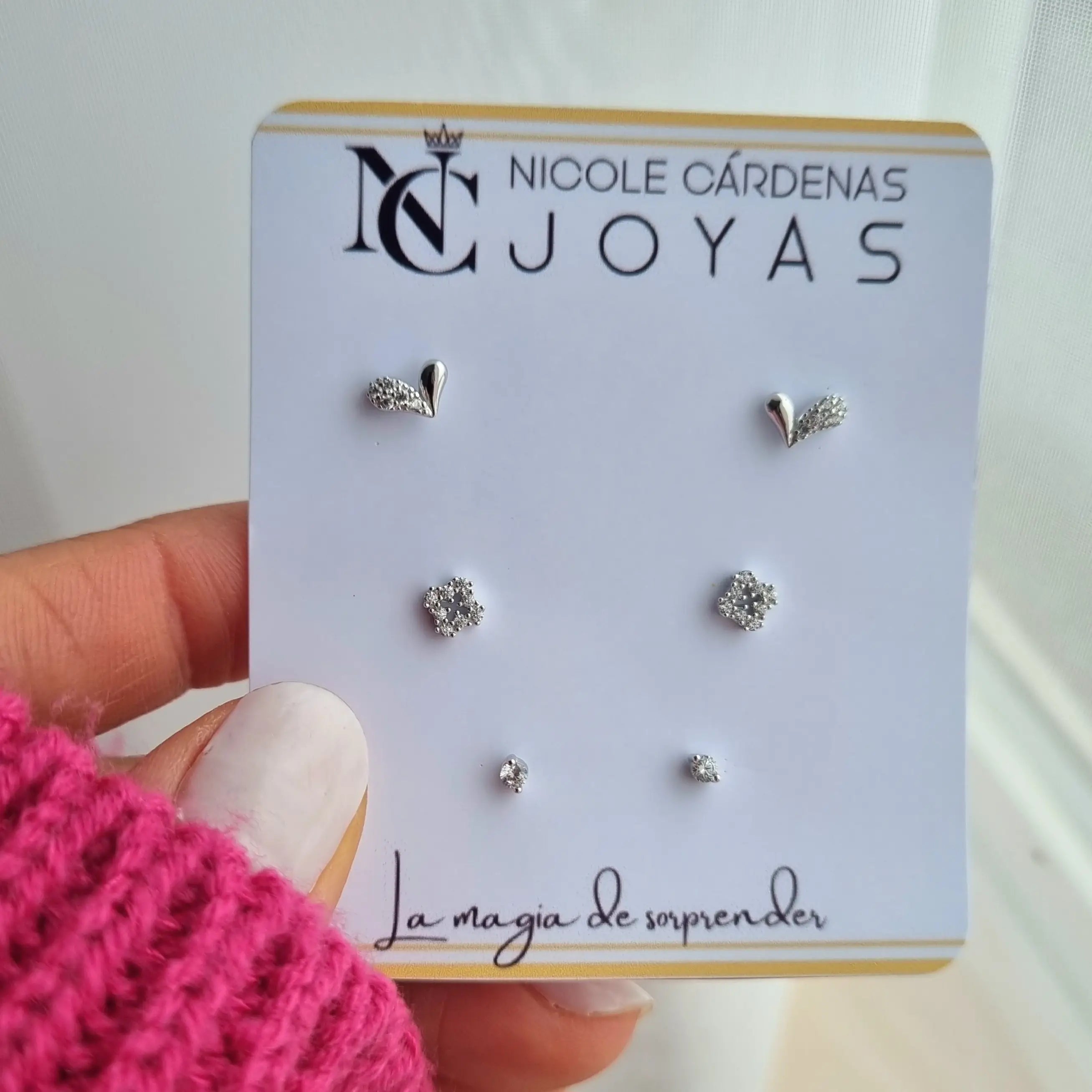 SET DE AROS MINIMALISTAS : CORAZÓN TRÉBOL CIRCÓN