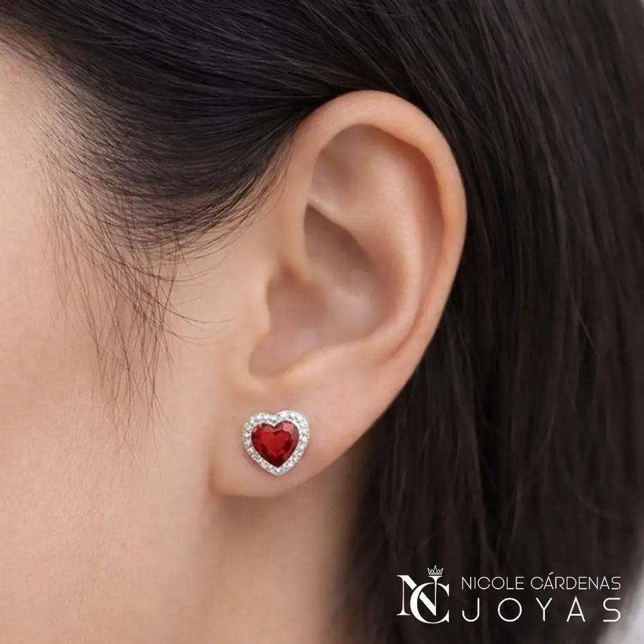 ARO CORAZÓN CRISTAL RUBÍ SWAROVSKI 6 mm DIAMETRO