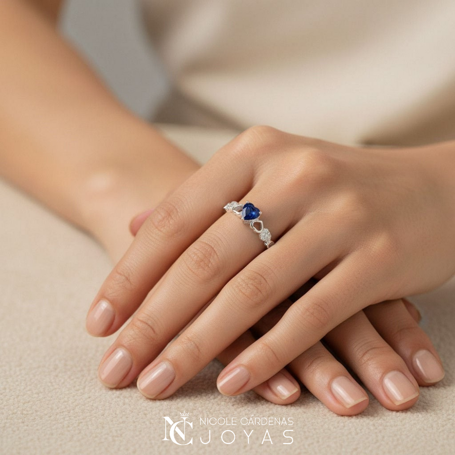 ANILLO CORAZÓN ZAFIRO 6 mm