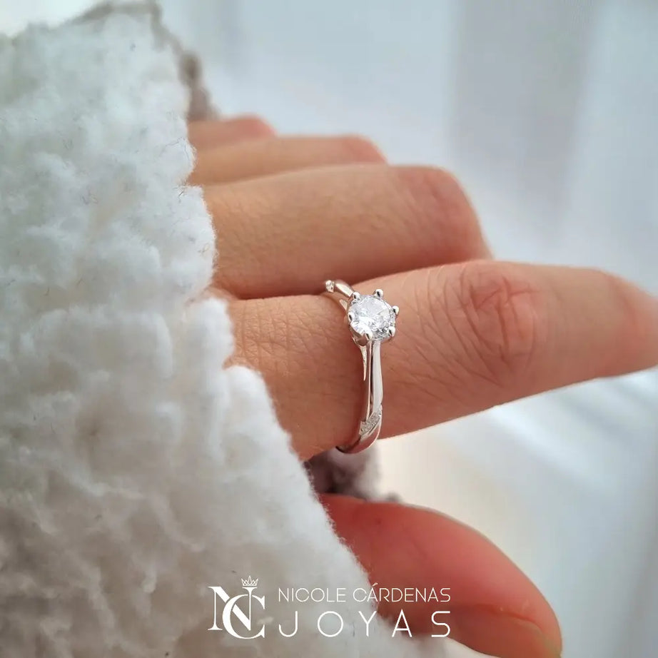 ANILLO CIRCÓN SOLITARIO 0,4 cm