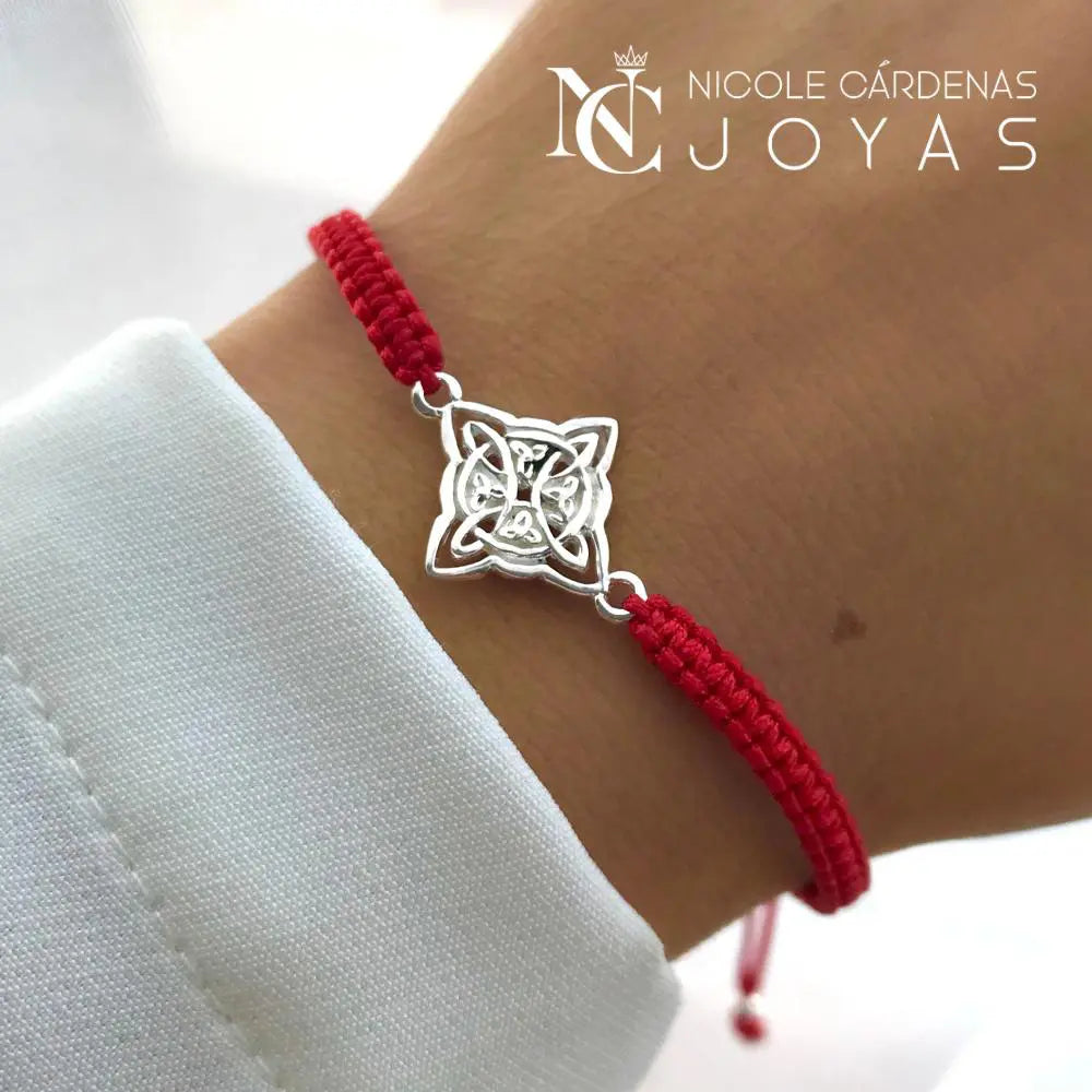 PULSERA HILO ROJO NUDO DE BRUJAS