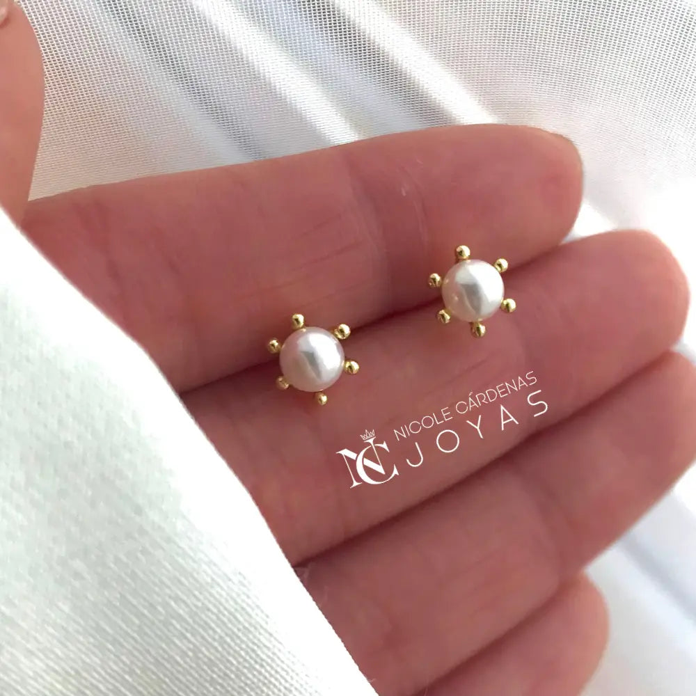 AROS PISTILO CON PERLA 5 MM BAÑO DE ORO 18K