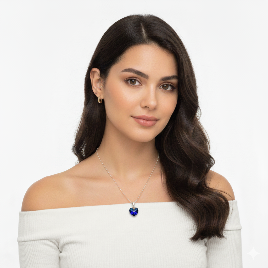COLLAR CORAZÓN AZUL HECHO CON CRISTAL SWAROVSKI