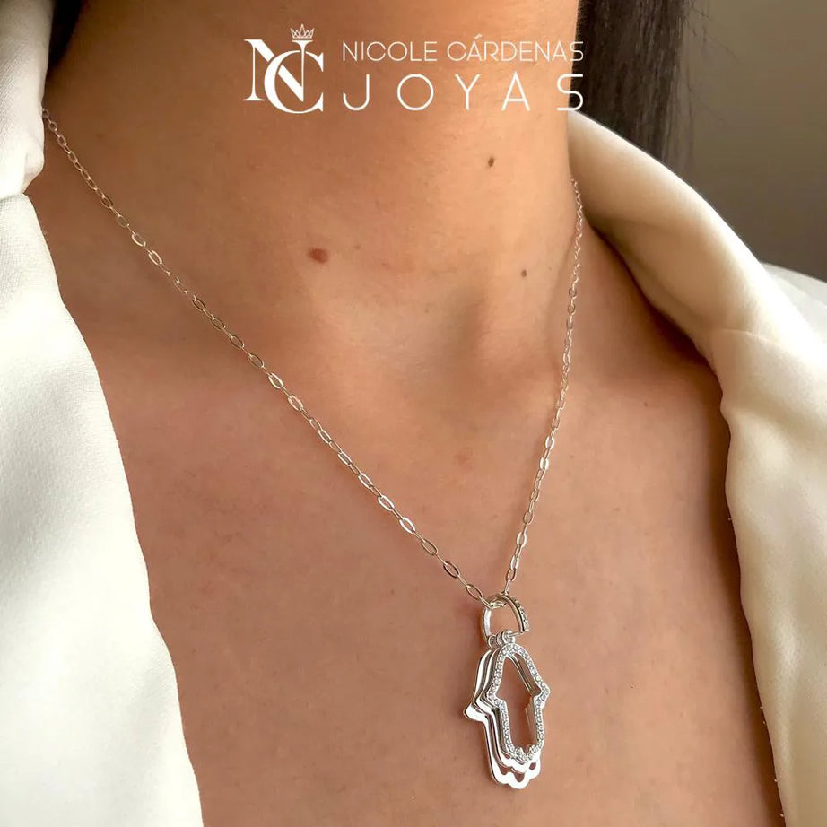 COLLAR MANO DE FÁTIMA TRIPLE CON CIRCONES