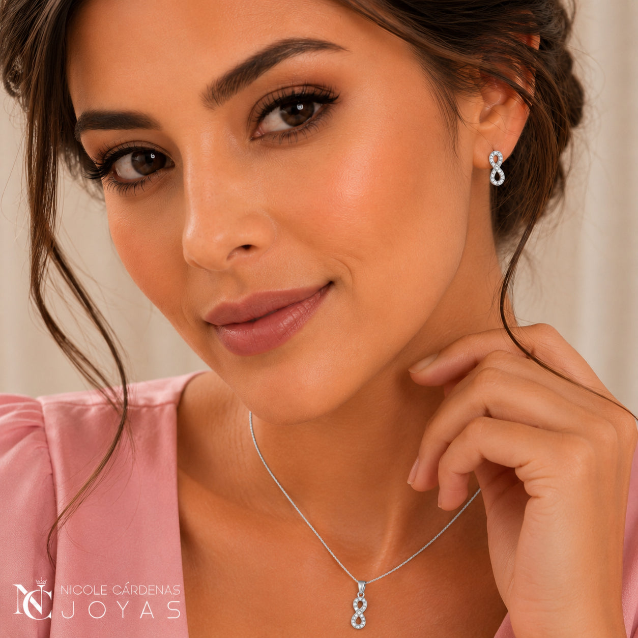 CONJUNTO INFINITO CON MICRO CIRCONES