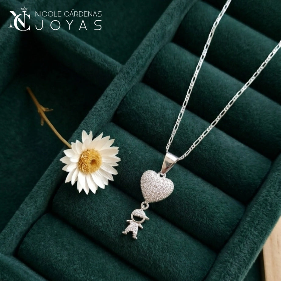 COLLAR CORAZÓN CIRCONES  NIÑO