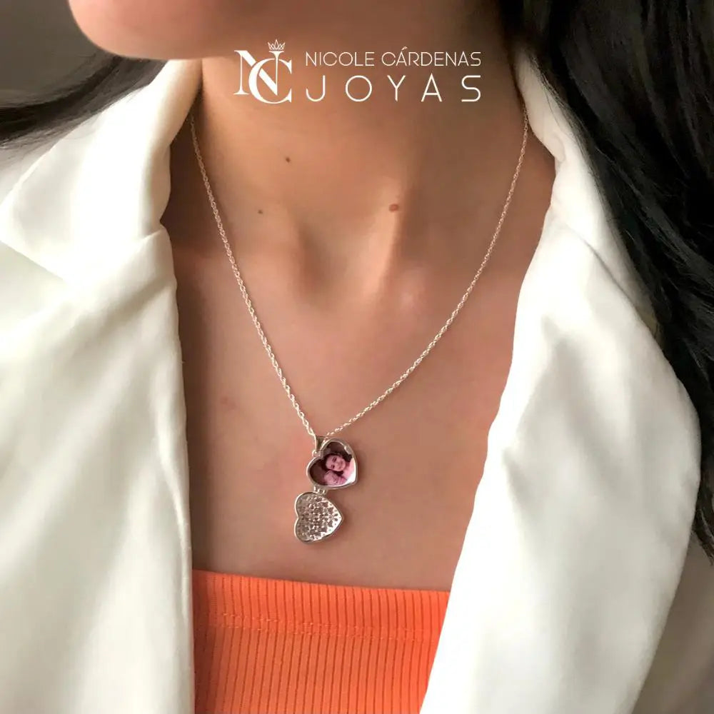 RELICARIO CORAZÓN CALADO Y CIRCONES