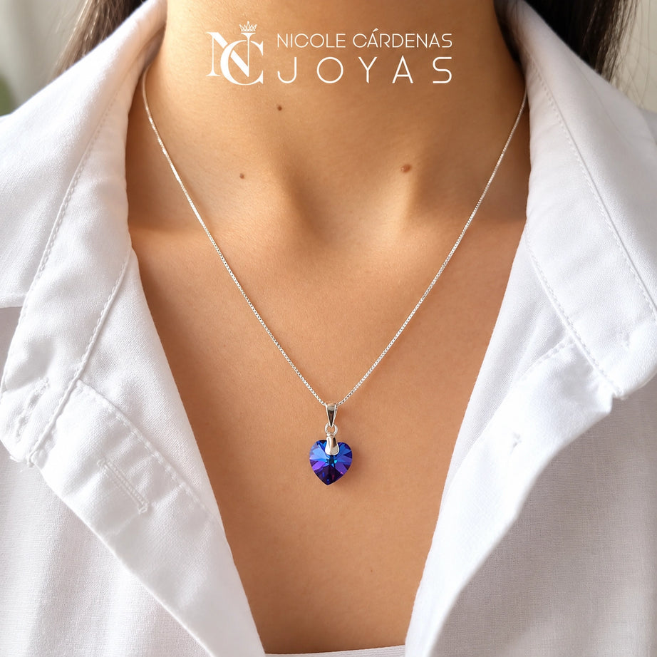 COLLAR CORAZÓN AZUL HECHO CON CRISTAL SWAROVSKI