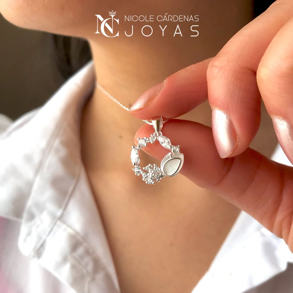 COLLAR TULIPÁN CON CIRCONES