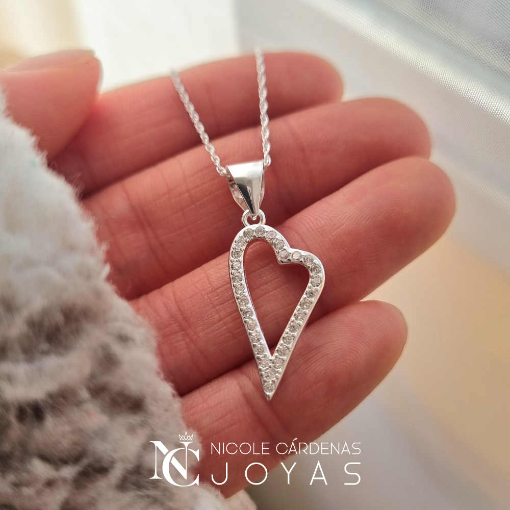 COLLAR CORAZÓN CON CIRCONES