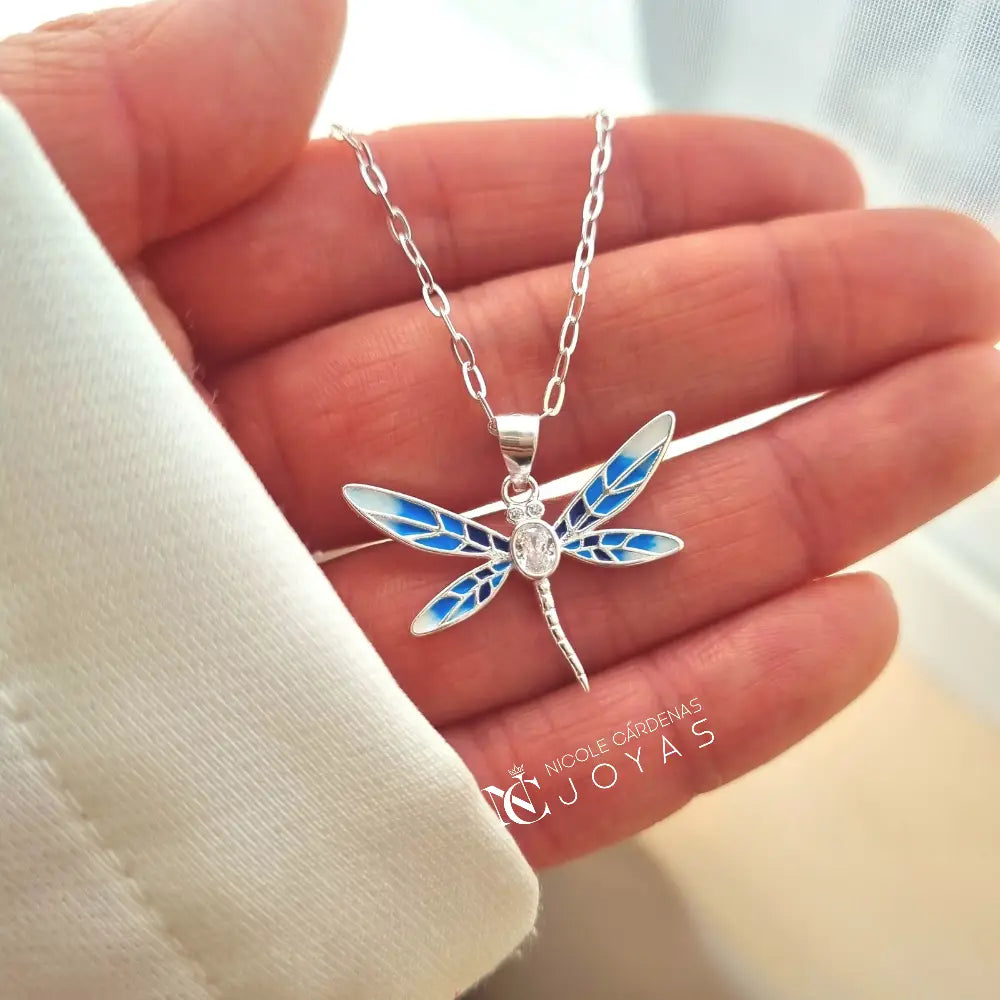 COLLAR LIBÉLULA ESMALTADA CON CIRCÓN