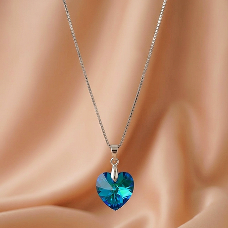 COLLAR CORAZÓN TORNASOL HECHO CON CRISTAL SWAROVSKI
